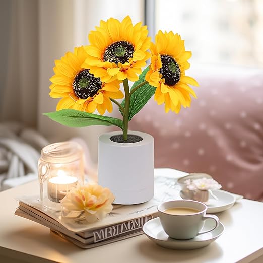 Shimmering Sunflower Lamp