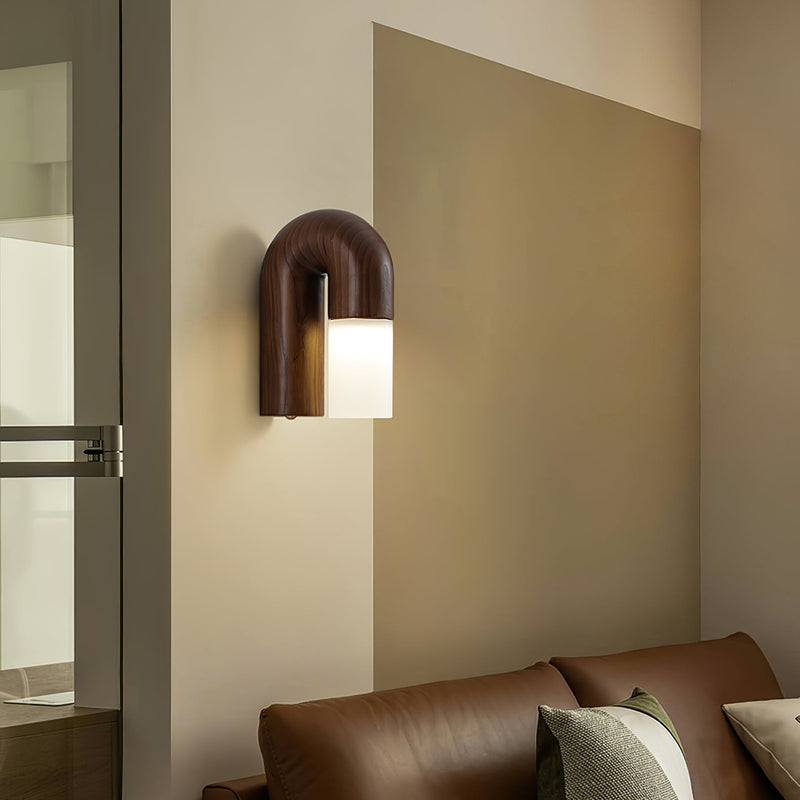 Arcus Wood Wall Lamp