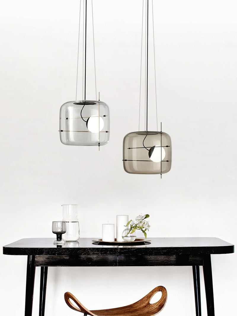 Plot Glass Pendant Light