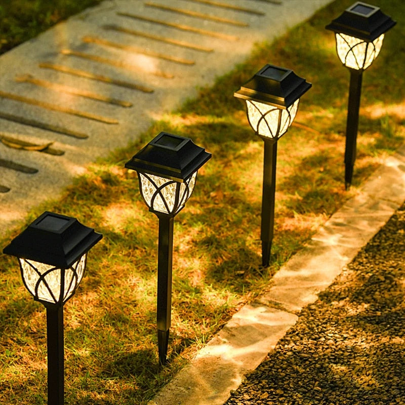 2+2 Free | Solar-powered Garden Lamp